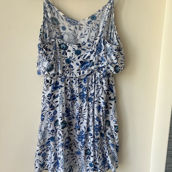 Summer mini dress - Picture 2 of 3